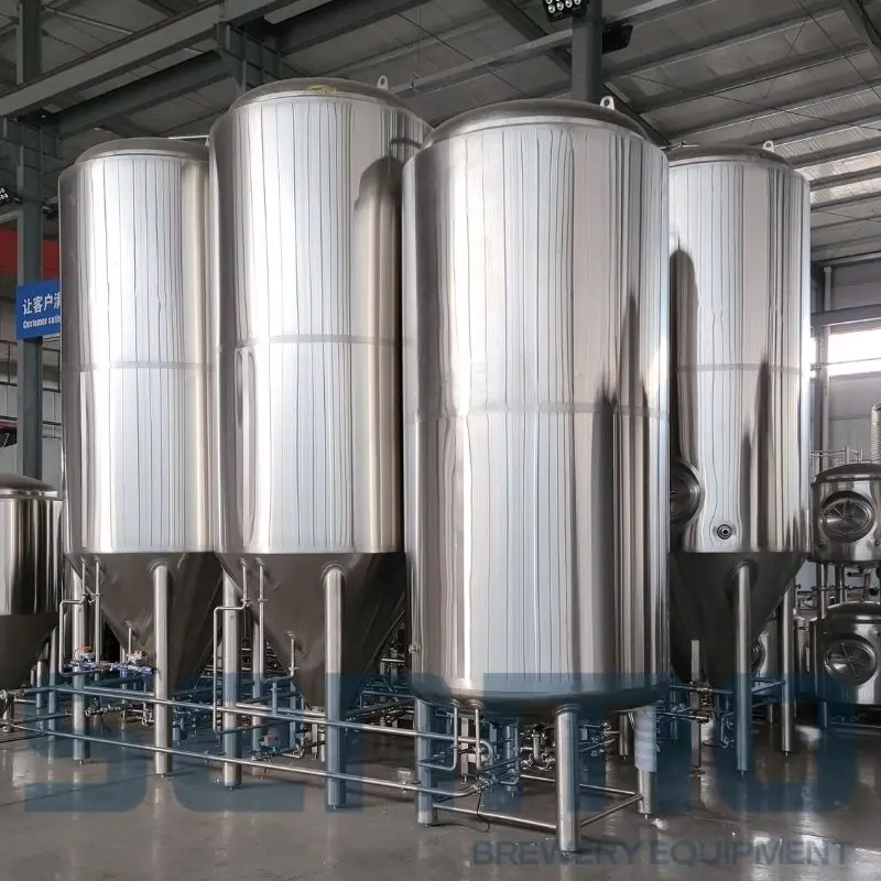 Microbrewery 6000L beer fermenters and bright beer tanks
